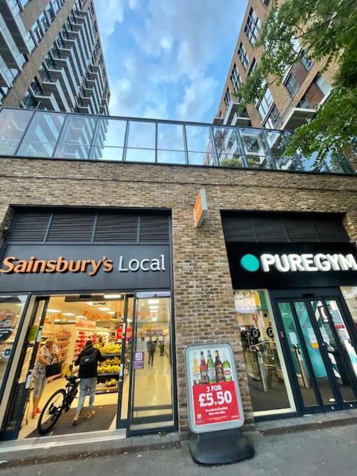 Appartement Spacious 2 Bed Flat Next To Elizabeth Line